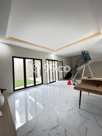 For Sale! Premium House LT 200m2 Desain Elegan di Araya For Sale! Premium House LT 200m2 Desain Elegan di Araya