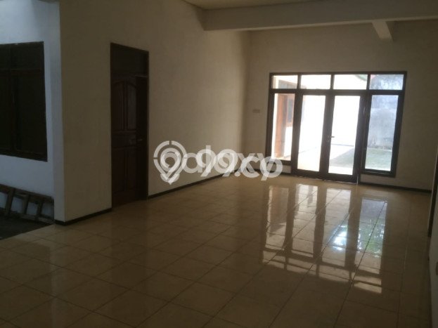 PELUANG EMAS! Ruko Kawasan Kepanjen, Luas 400m2m², Potensi Sewa Tinggi PELUANG EMAS! Ruko Kawasan Kepanjen, Luas 400m2m², Potensi Sewa Tinggi