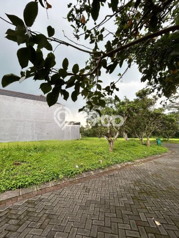 Tanah di , Luas 401m2m², Lokasi Strategis Tanah di , Luas 401m2m², Lokasi Strategis