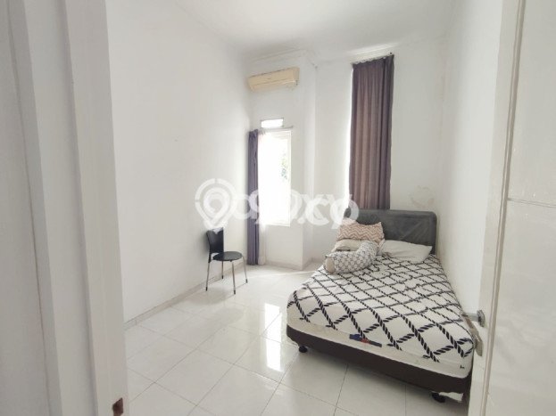 Rumah Terawat 2 KT 2 KM di Kawasan Bisnis , Malang Rumah Terawat 2 KT 2 KM di Kawasan Bisnis , Malang