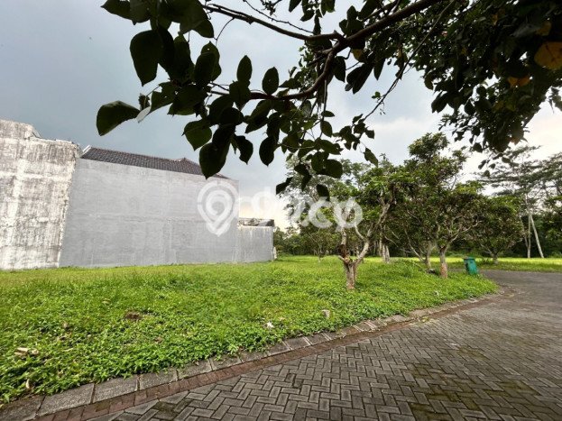 Tanah di , Luas 401m2m², Lokasi Strategis Tanah di , Luas 401m2m², Lokasi Strategis
