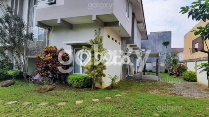 For Sale! Premium House LT 884m2 Desain Elegan di Dieng For Sale! Premium House LT 884m2 Desain Elegan di Dieng