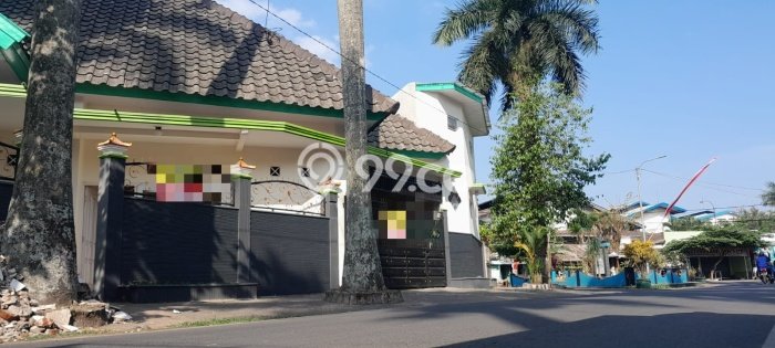Rumah Luas Asri 3 KT Siap Huni di Malang Kota Malang Rumah Luas Asri 3 KT Siap Huni di Malang Kota Malang