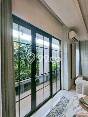 Ready to Use! Premium House LT 180m2 Desain Elegan di Malang Kota Ready to Use! Premium House LT 180m2 Desain Elegan di Malang Kota