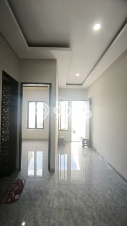 Dijual Cepat Rumah Favorit Siap Huni LB 65m2 di Rungkut, Surabaya Dijual Cepat Rumah Favorit Siap Huni LB 65m2 di Rungkut, Surabaya