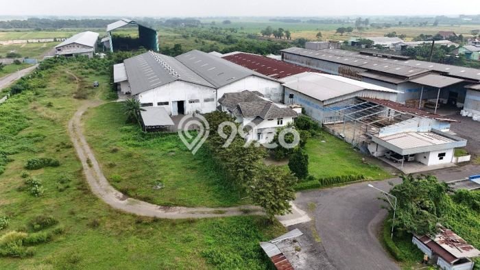 Unit Pabrik Dijual di Pungging Mojokerto Luas Tanah 78570m2, Luas Bangunan 78570m2 Unit Pabrik Dijual di Pungging Mojokerto Luas Tanah 78570m2, Luas Bangunan 78570m2