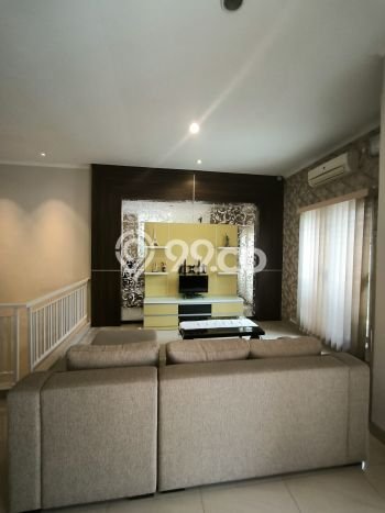 For Sale! Luxury House LT 180m2 Desain Elegan di Manyar For Sale! Luxury House LT 180m2 Desain Elegan di Manyar