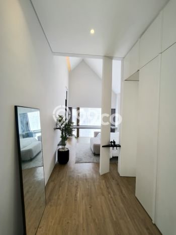 Hunian Elit LB 200m2 Siap Huni Desain Elegan di Dharma Husada, Surabaya Hunian Elit LB 200m2 Siap Huni Desain Elegan di Dharma Husada, Surabaya