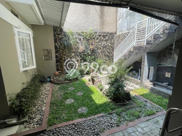 Rumah Modern 2 KT di Kota Baru Parahyangan Bandung Unfurnished Rumah Modern 2 KT di Kota Baru Parahyangan Bandung Unfurnished