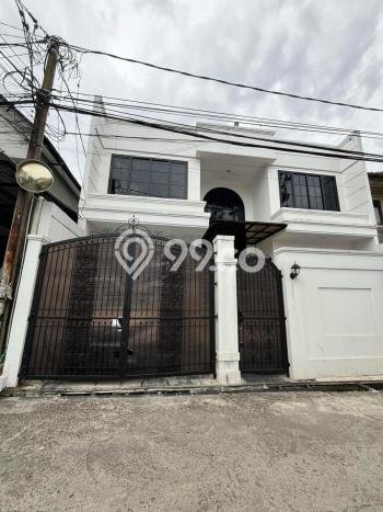 Jual Rumah Eksklusif 5 KT di Sariwangi, Bandung Jual Rumah Eksklusif 5 KT di Sariwangi, Bandung
