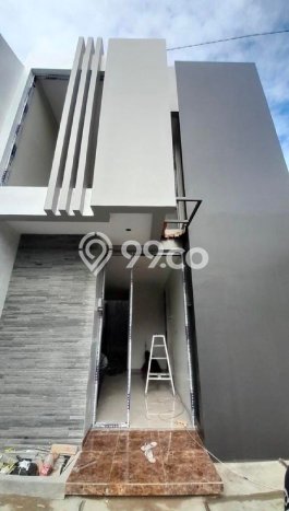 Rumah Strategis Minimalis Lb 104m2 di Batununggal, Bandung Rumah Strategis Minimalis Lb 104m2 di Batununggal, Bandung