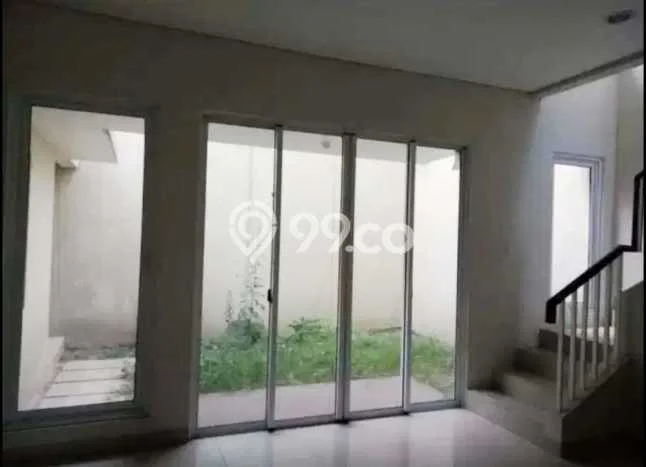 Ready to Use! Luxury House LT 136m2 Desain Elegan di BSD Ready to Use! Luxury House LT 136m2 Desain Elegan di BSD