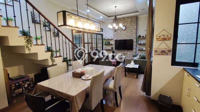 Rumah Elit Modern Siap Huni di BSD Tangerang Rumah Elit Modern Siap Huni di BSD Tangerang