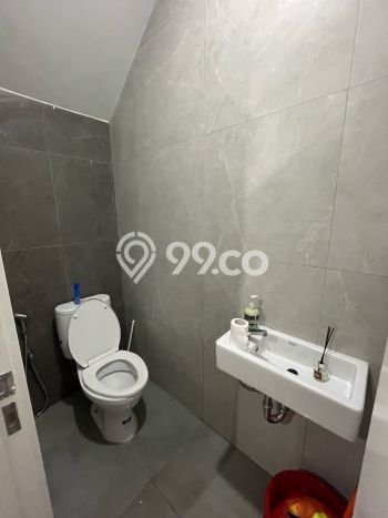 Hunian Nyaman Asri 2 KT Siap Huni di BSD Tangerang Hunian Nyaman Asri 2 KT Siap Huni di BSD Tangerang
