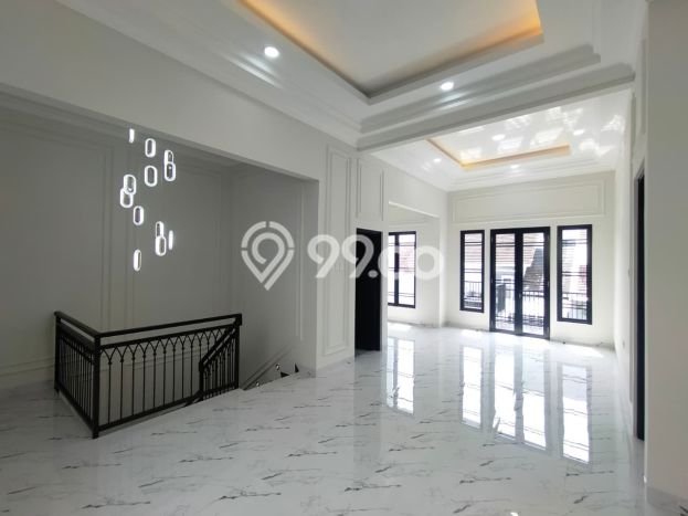 Jual Rumah Luas Elegan Dengan View Eksklusif di BSD, Tangerang Jual Rumah Luas Elegan Dengan View Eksklusif di BSD, Tangerang