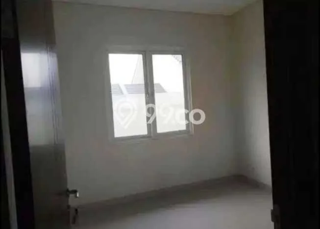Ready to Use! Luxury House LT 136m2 Desain Elegan di BSD Ready to Use! Luxury House LT 136m2 Desain Elegan di BSD