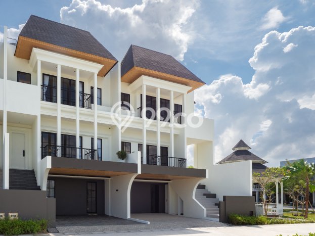 Rumah Asri di Medan Helvetia, Medan, LT 94m2m² LB 220m2m² Rumah Asri di Medan Helvetia, Medan, LT 94m2m² LB 220m2m²