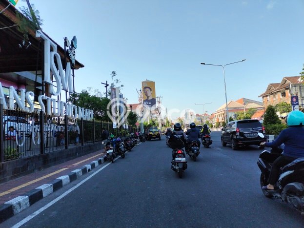 Kavling Tanah untuk Dijual di Seminyak, Badung, Luas 400m2 Kavling Tanah untuk Dijual di Seminyak, Badung, Luas 400m2