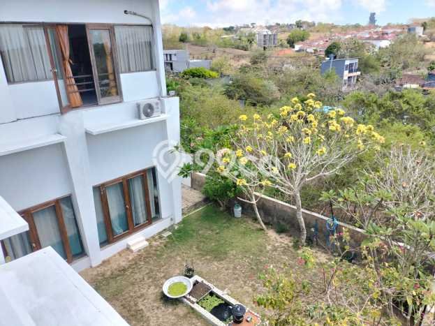 Rumah Elit LB 350m2 Siap Huni Desain Elegan di Nusa Dua, Badung Rumah Elit LB 350m2 Siap Huni Desain Elegan di Nusa Dua, Badung