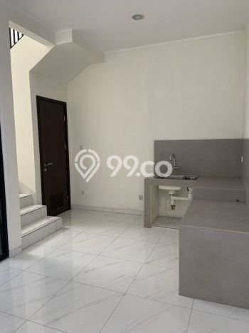 Dijual Rumah 4 Kamar Lokasi Ideal Bagus dan Strategis di Cikupa Dijual Rumah 4 Kamar Lokasi Ideal Bagus dan Strategis di Cikupa