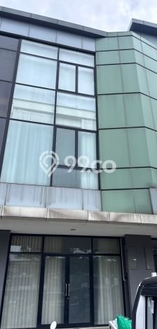Ruko bagus disewakan di Cikupa Tangerang dengan LB 200m2 harga sewa terbaik Ruko bagus disewakan di Cikupa Tangerang dengan LB 200m2 harga sewa terbaik