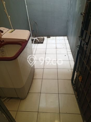 Lokasi strategis! Rumah siap huni disewakan di Cengkareng LB 120m2 Lokasi strategis! Rumah siap huni disewakan di Cengkareng LB 120m2