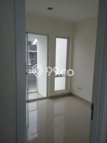 Jarang Ada! Rumah Sewa 3 Kamar Nyaman Siap Huni Semanan Jarang Ada! Rumah Sewa 3 Kamar Nyaman Siap Huni Semanan