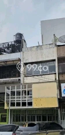 Ruko Disewa di Jakarta Barat dengan LB 168m2 Area Komersial Ramai Ruko Disewa di Jakarta Barat dengan LB 168m2 Area Komersial Ramai
