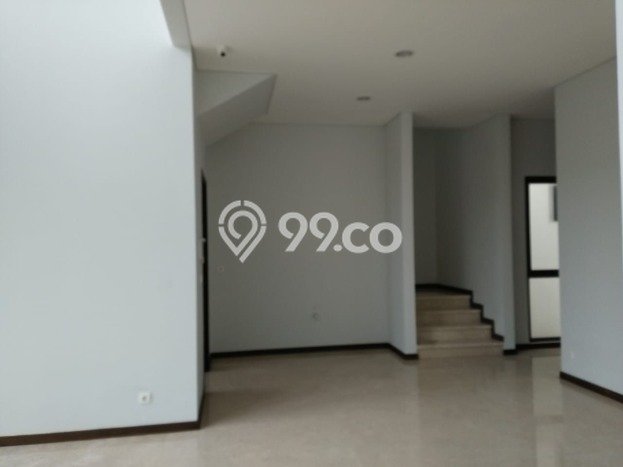 Rumah LT 220m² / LB 337m² Area Premium di BSD City, Tangerang Rumah LT 220m² / LB 337m² Area Premium di BSD City, Tangerang
