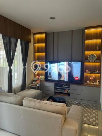 Rumah Cantik Siap Pakai Di BSD Luas 200m2 Aman Rumah Cantik Siap Pakai Di BSD Luas 200m2 Aman