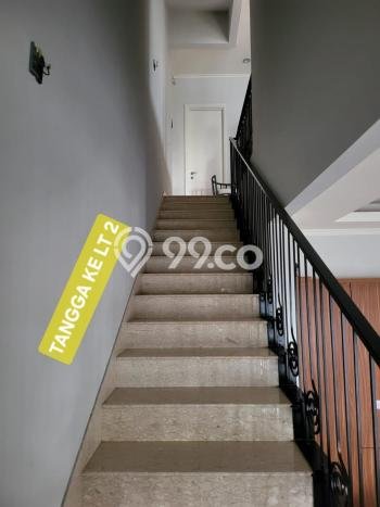 Ready to Use! Luxury House LT 205m2 Desain Elegan di Alam Sutera Ready to Use! Luxury House LT 205m2 Desain Elegan di Alam Sutera