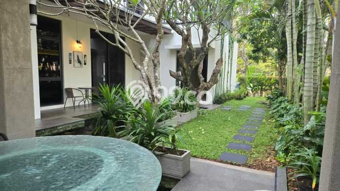 SPECIAL LISTING! Rumah area BSD, 4 KT, Akses Pusat Kota, LT 341m2m² LB 285m2m² SPECIAL LISTING! Rumah area BSD, 4 KT, Akses Pusat Kota, LT 341m2m² LB 285m2m²