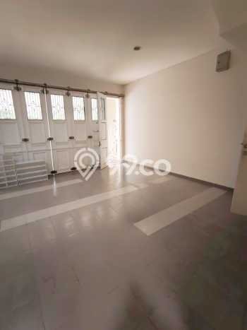Sewa Rumah Harga Terjangkau di BSD Tangerang Punya 6 KT Sewa Rumah Harga Terjangkau di BSD Tangerang Punya 6 KT