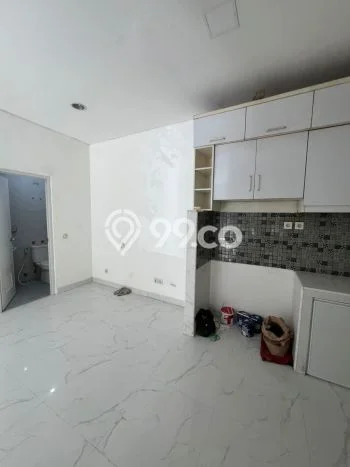 Jarang Ada! Rumah Sewa 4 Kamar Bagus Siap Huni BSD Jarang Ada! Rumah Sewa 4 Kamar Bagus Siap Huni BSD