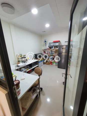 Rumah Luas Asri 4 KT Siap Pakai di Gading Serpong Tangerang Rumah Luas Asri 4 KT Siap Pakai di Gading Serpong Tangerang