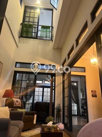 Rumah Elit LB 144m2 Siap Pakai Desain Elegan di BSD, Tangerang Rumah Elit LB 144m2 Siap Pakai Desain Elegan di BSD, Tangerang