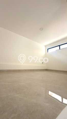 Rumah Luxury Modern Tanpa Renovasi di BSD Tangerang Rumah Luxury Modern Tanpa Renovasi di BSD Tangerang