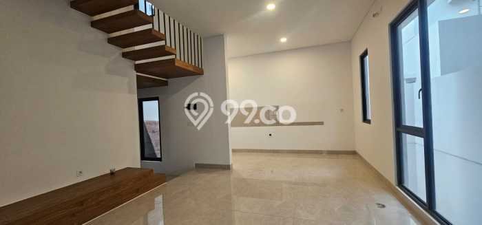 Rumah Luxury Modern Tanpa Renovasi di BSD City Tangerang Rumah Luxury Modern Tanpa Renovasi di BSD City Tangerang
