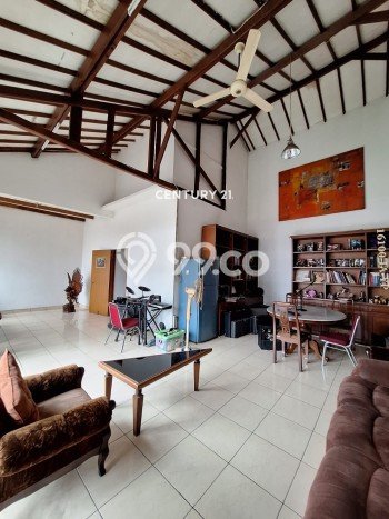 Hunian Eksklusif Siap Huni LT 291m2 di Cilandak, Jakarta Selatan Hunian Eksklusif Siap Huni LT 291m2 di Cilandak, Jakarta Selatan