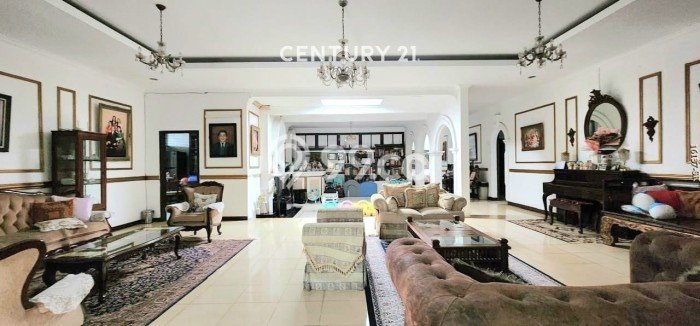 Rumah Mewah LB 450m2 Siap Huni Desain Elegan di Cipete, Jakarta Selatan Rumah Mewah LB 450m2 Siap Huni Desain Elegan di Cipete, Jakarta Selatan