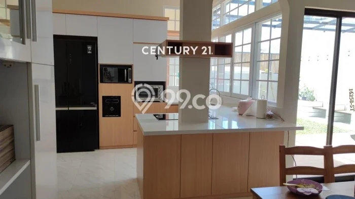 Dijual Rumah Luas Megah Dengan View Cantik di Kebagusan, Jakarta Selatan Dijual Rumah Luas Megah Dengan View Cantik di Kebagusan, Jakarta Selatan