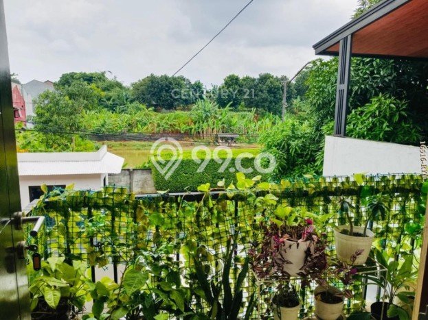 Ready to Use! Luxury House LT 129m2 Desain Elegan di Graha Raya Bintaro Ready to Use! Luxury House LT 129m2 Desain Elegan di Graha Raya Bintaro