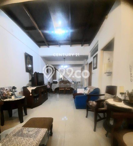 For Sale Hunian Rumah Terawat 4 KT di Bintaro, Tangerang Selatan For Sale Hunian Rumah Terawat 4 KT di Bintaro, Tangerang Selatan