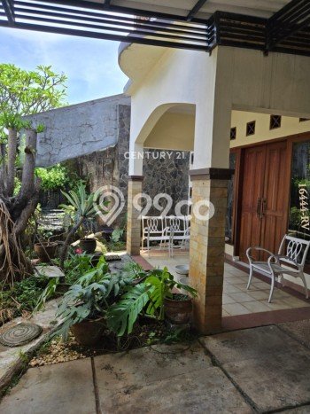 Jual Rumah Luas Megah Dengan View Cantik di Joglo, Jakarta Barat Jual Rumah Luas Megah Dengan View Cantik di Joglo, Jakarta Barat