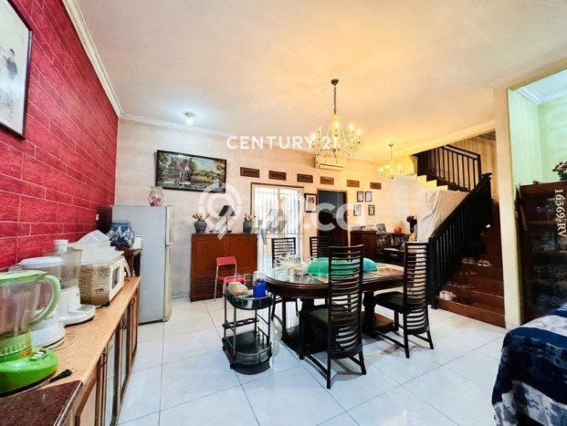 Dijual Rumah 4 Kamar Lokasi Strategis Bagus dan Strategis di Ciputat Dijual Rumah 4 Kamar Lokasi Strategis Bagus dan Strategis di Ciputat
