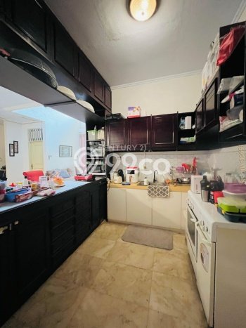 Rumah Luxury Modern Tanpa Renovasi di Pondok Indah Jakarta Selatan Rumah Luxury Modern Tanpa Renovasi di Pondok Indah Jakarta Selatan