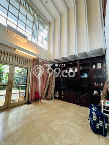 Rumah Luxury Modern Tanpa Renovasi di Pondok Indah Jakarta Selatan Rumah Luxury Modern Tanpa Renovasi di Pondok Indah Jakarta Selatan