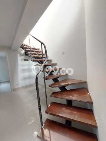 Jual Rumah Mewah Megah Dengan View Eksklusif di Bintaro, Tangerang Selatan Jual Rumah Mewah Megah Dengan View Eksklusif di Bintaro, Tangerang Selatan