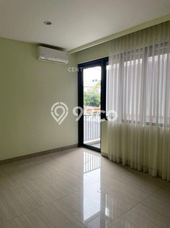 Jarang Ada! Rumah Kontrakan 4 Kamar Nyaman Siap Huni Kemang Jarang Ada! Rumah Kontrakan 4 Kamar Nyaman Siap Huni Kemang