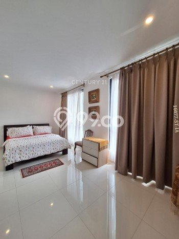 Jual Rumah Mewah Elegan Dengan View Cantik di Sektor 8 - Bintaro, Tangerang Selatan Jual Rumah Mewah Elegan Dengan View Cantik di Sektor 8 - Bintaro, Tangerang Selatan
